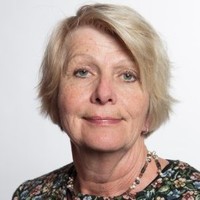 Elly Salari - Koerhuis