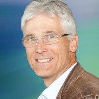 Dr. Andreas Listl