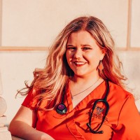 Sydney Lowe Bsn,Rn,Ccrn