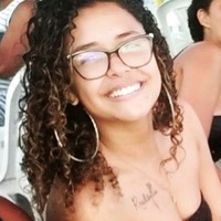 Lizzi Gomes