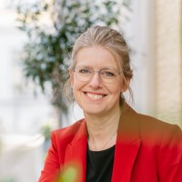 Sandra Van Luinen