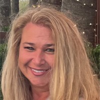Renae Lay