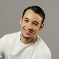 Timothy Bahari