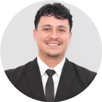 Unberto Flores