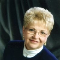 Linda Ray