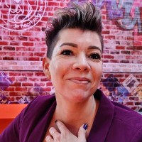 Suzanne Post