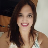 Anna Paula Alvares