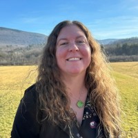 Mary Beth Poli, Pws