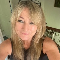 Philippa Mills