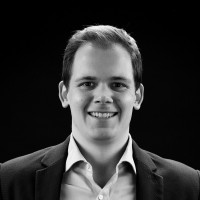 Dr. Jonathan Schmitz