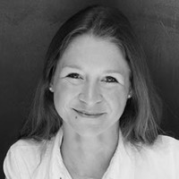 Dr. Lisa Risch