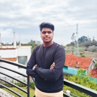 Ezhil Valavan K