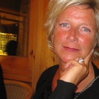 Ann De Hollander