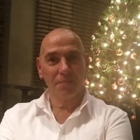 Ed de Vries. wens u fijne feestdagen. en een gelukkig nieuwjaar