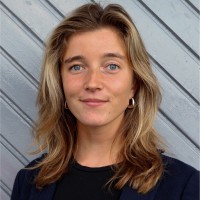 Eva De Vries