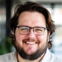 Erik Bates