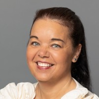 Rita Pagan, DES