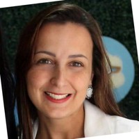 Adriane Provesi