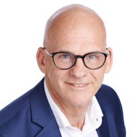 Rolf M Lundström