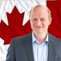 Oliver Grüter-Andrew, Icd.D