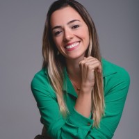 Thaís Leão
