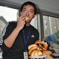Qingjie Wang