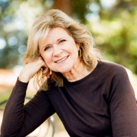 Lauri Jones Pastrone
