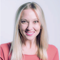 Amanda Benton
