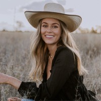 Zoe Thomas