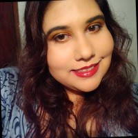 Saadia Flores