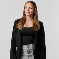 Lia Krummenacker