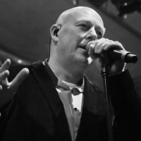 Robert J