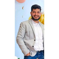 Ricardo Becerra OPERADOR DE TRAFICO