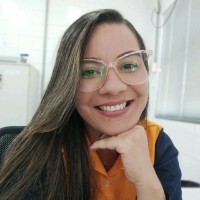 Flávia Santos