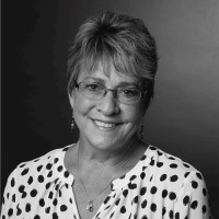 Suzanne Hunter