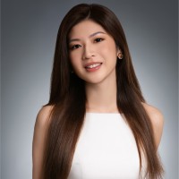 Stephanie Chim
