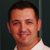 Piotr Debert
