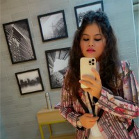 NILOFER KHAN