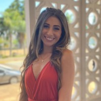 Isabela Buzzacaro