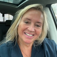 Caroline Fraser