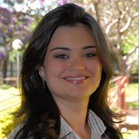 Tânia Romanholi