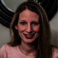 Meg Henkel, Cia