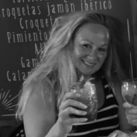 Yvonne Bruekers