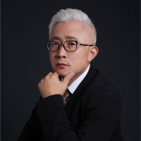 Daniel Huang