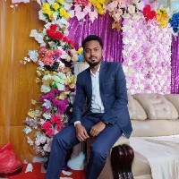 Md Mehrab Hossain