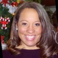 Lisa R Russell