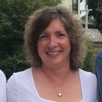 Lisa Lutz
