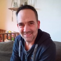 Barry Van Den Tillaar