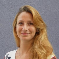 Aurélia Tron