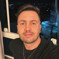 Tayron Souza
